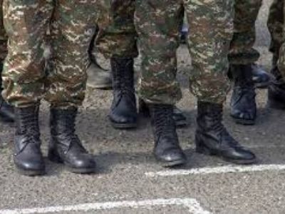 ռազմական կոշիկներ